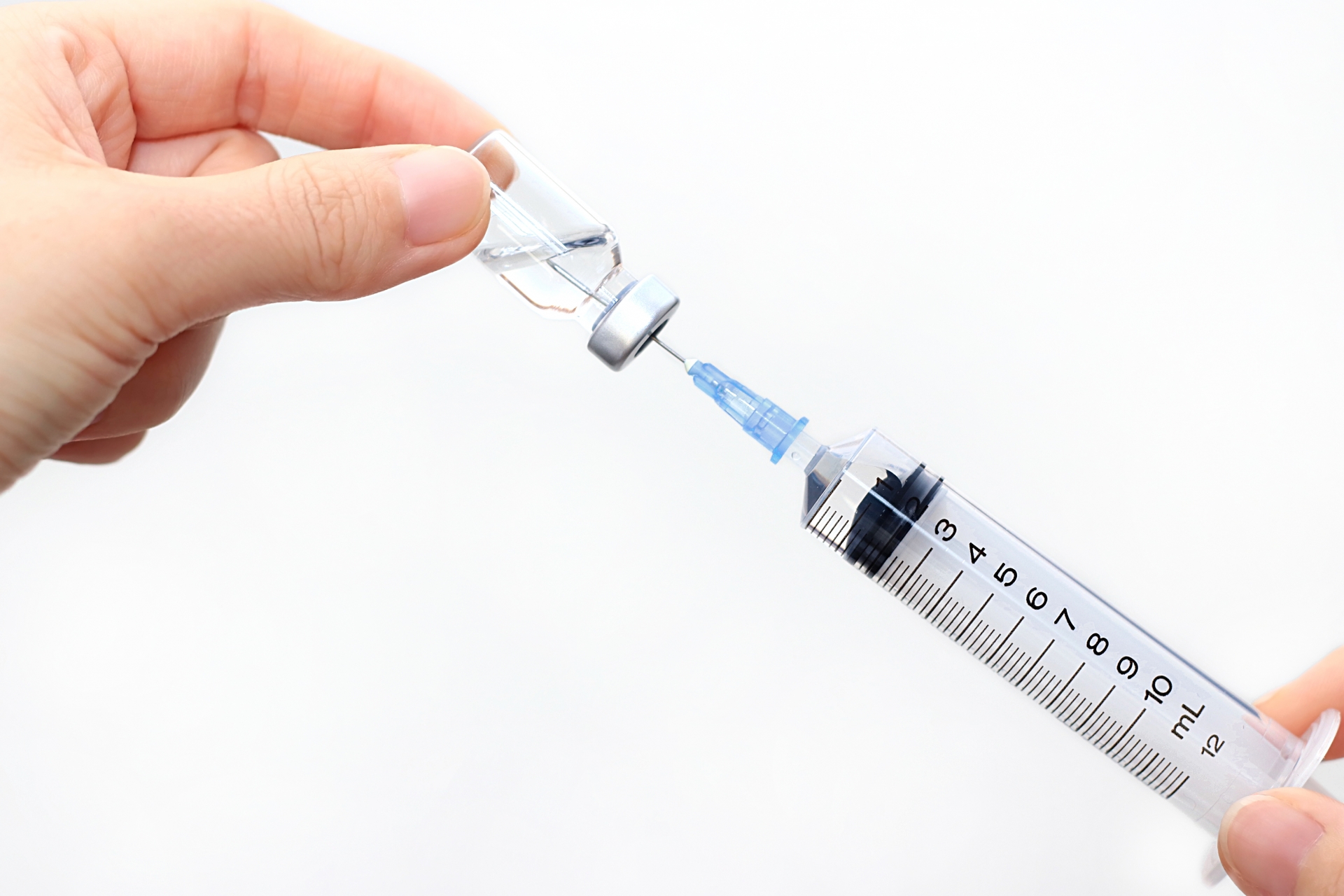 集団免疫確立には人口80％のワクチン接種が必要　保健省主席科学顧問