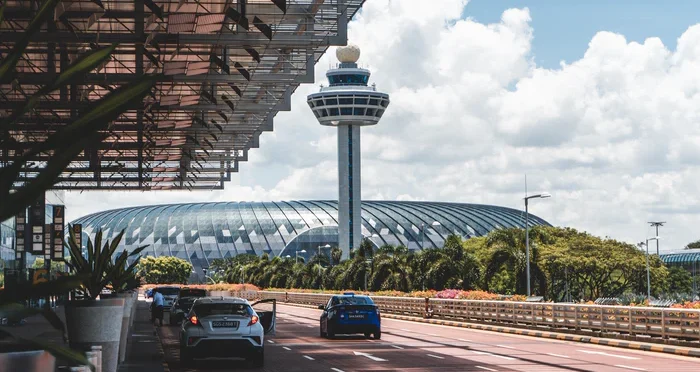 シンガポール・チャンギ空港 目に見えない障害を持つ旅客に配慮した取り組み開始