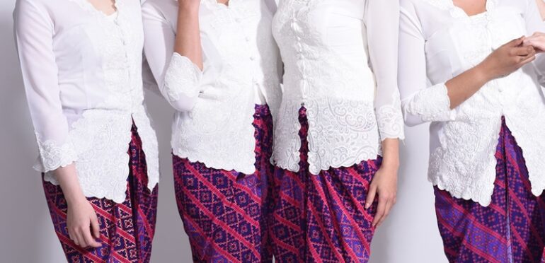 シンガポール・マレーシア・ブルネイ・タイ　伝統衣服「ケバヤ」をユネスコ無形文化遺産に共同推薦