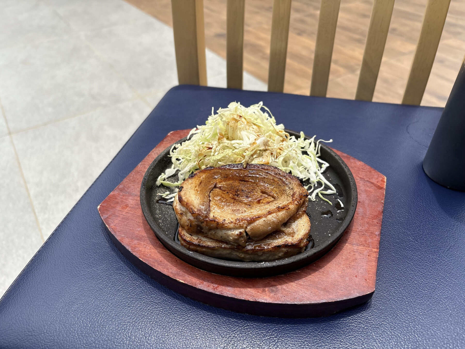 エアーズロックポークステーキ